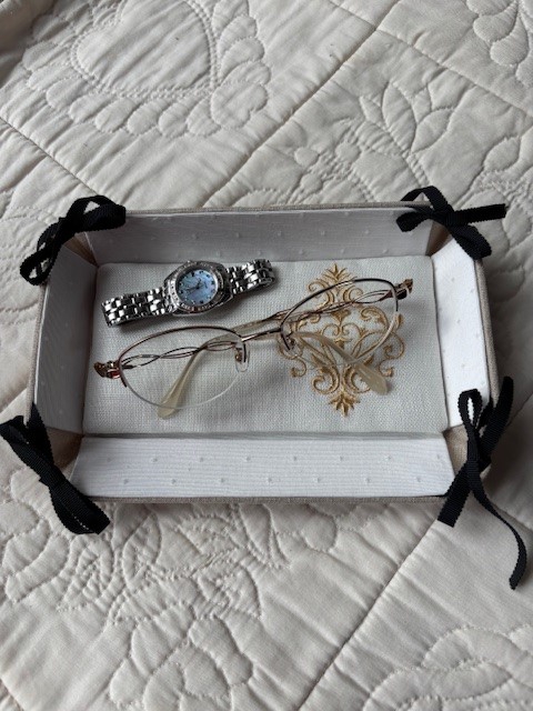 【2026年 第1期 特別講座】はじめてのカルトナージュ　大人のリボントレイ